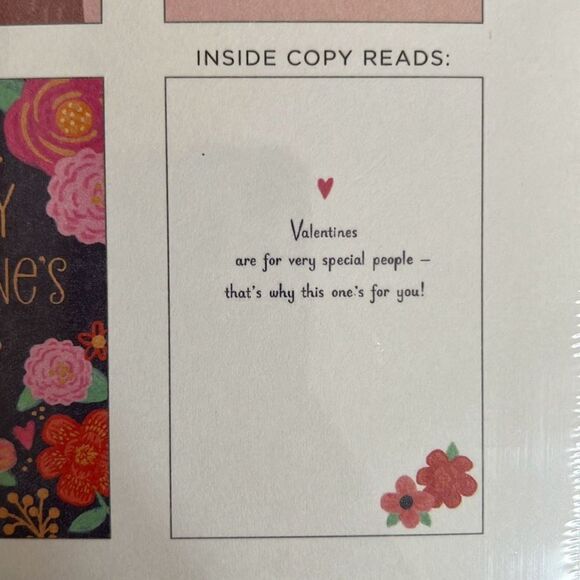 4 Packs of 8 Valentine’s Day Cards & Envelopes (32 Total) Happy Hearts Hugs NWT - Picture 7 of 11